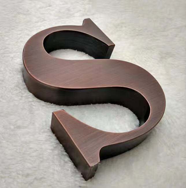 Metal letters, metal signs